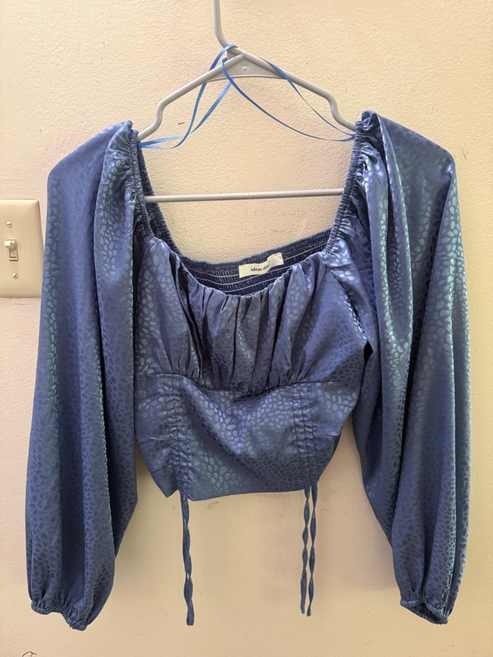 Iris Satin Puff-Sleeve Crop Blouse